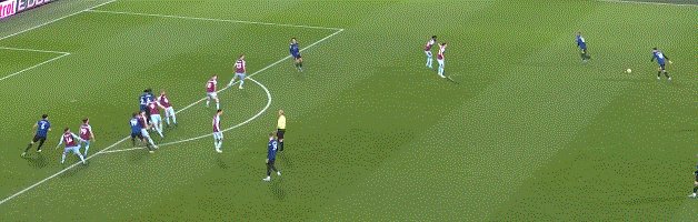 开云平台入口-【英超】博格巴首开纪录 曼联客场两球无效平垫底队