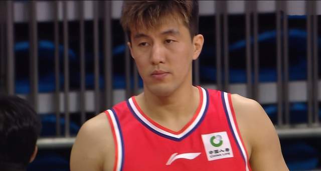 开云平台入口-郭艾伦伤退，山东男篮爆冷不敌广州，克里斯22+16 被徐昕连续大帽