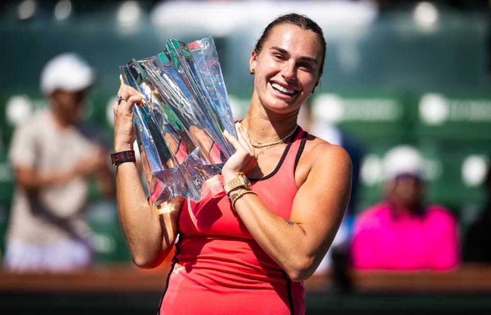 kaiyun应用-挽救赛点！萨巴伦卡2-1逆转莱巴金娜 印第安维尔斯站夺冠连创纪录